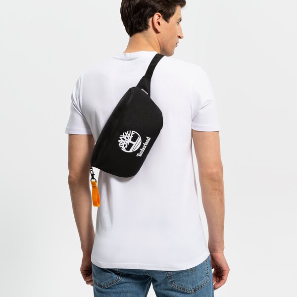 Damska nerka / saszetka TIMBERLAND TOREBKA BRAND C SLING tb0a2q2q0011 kolor czarny