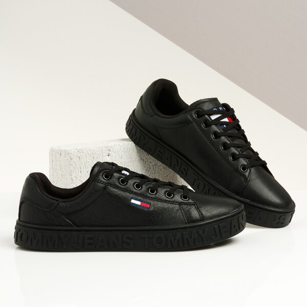 Damskie trampki TOMMY HILFIGER COOL TOMMY JEANS SNEAKER en0en00643bds kolor czarny