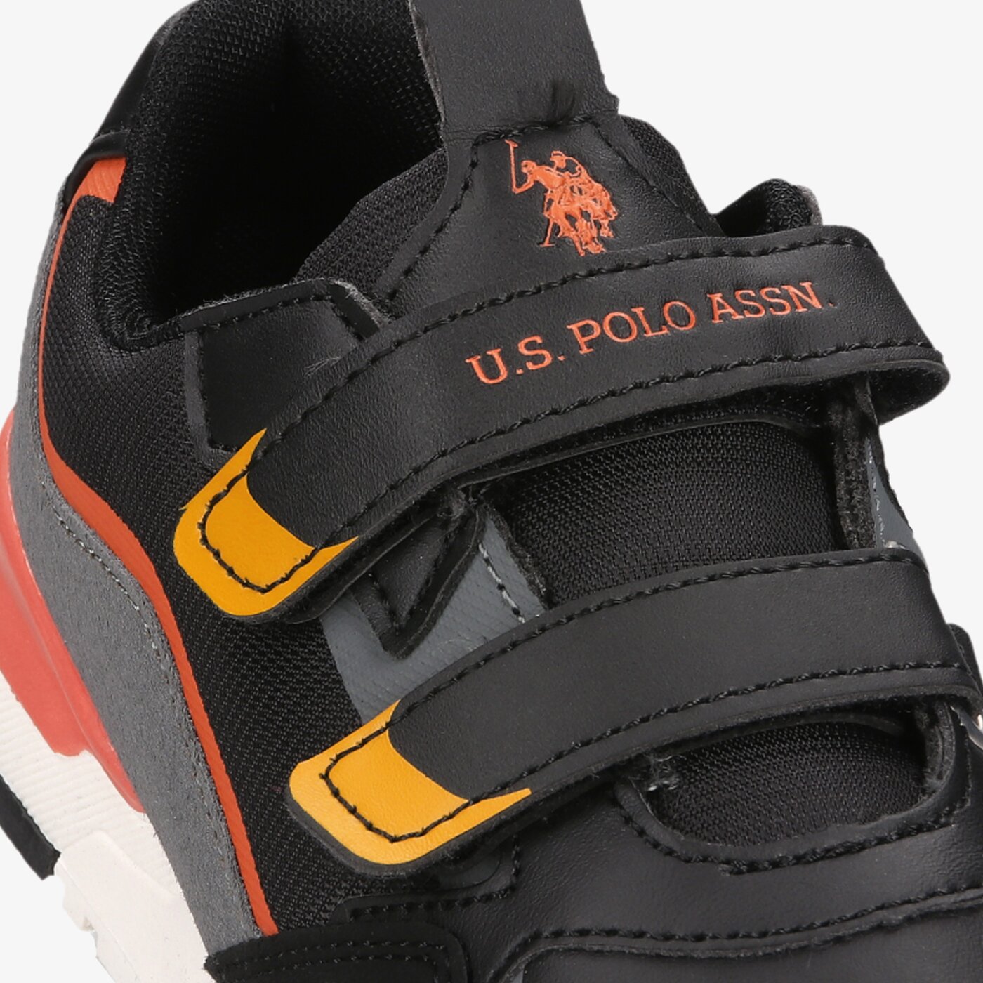 Dziecięce sneakersy (buty) U.S. POLO ASSN. LUKE002K luke002kblkgry02 kolor czarny