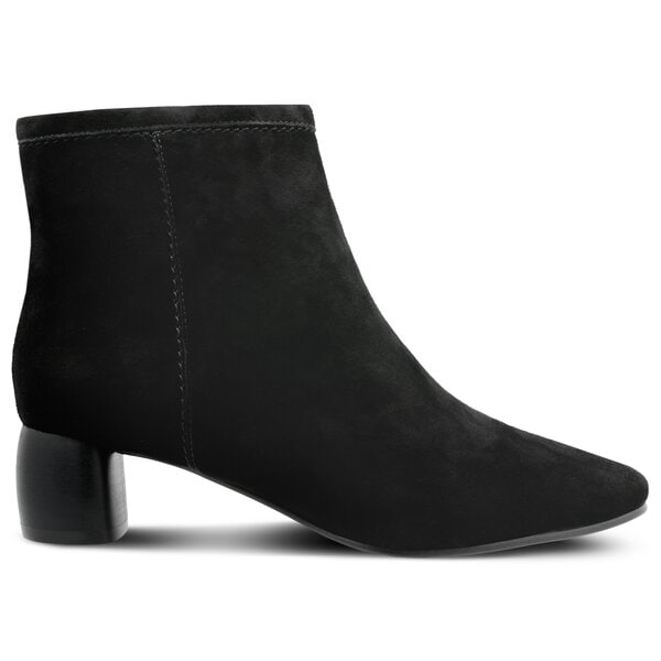 Damskie botki / sztyblety CLARKS GRACE BELLA 26134885 kolor czarny