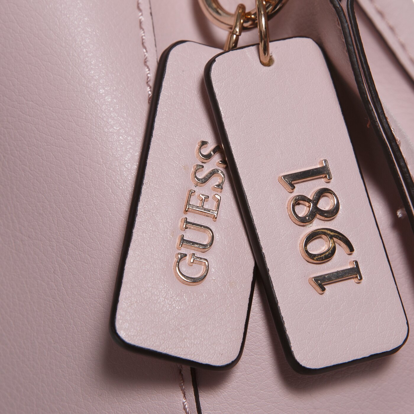 Damska torebka GUESS TOREBKA ECO MIA SOCIETY hwevg842201ltr kolor różowy