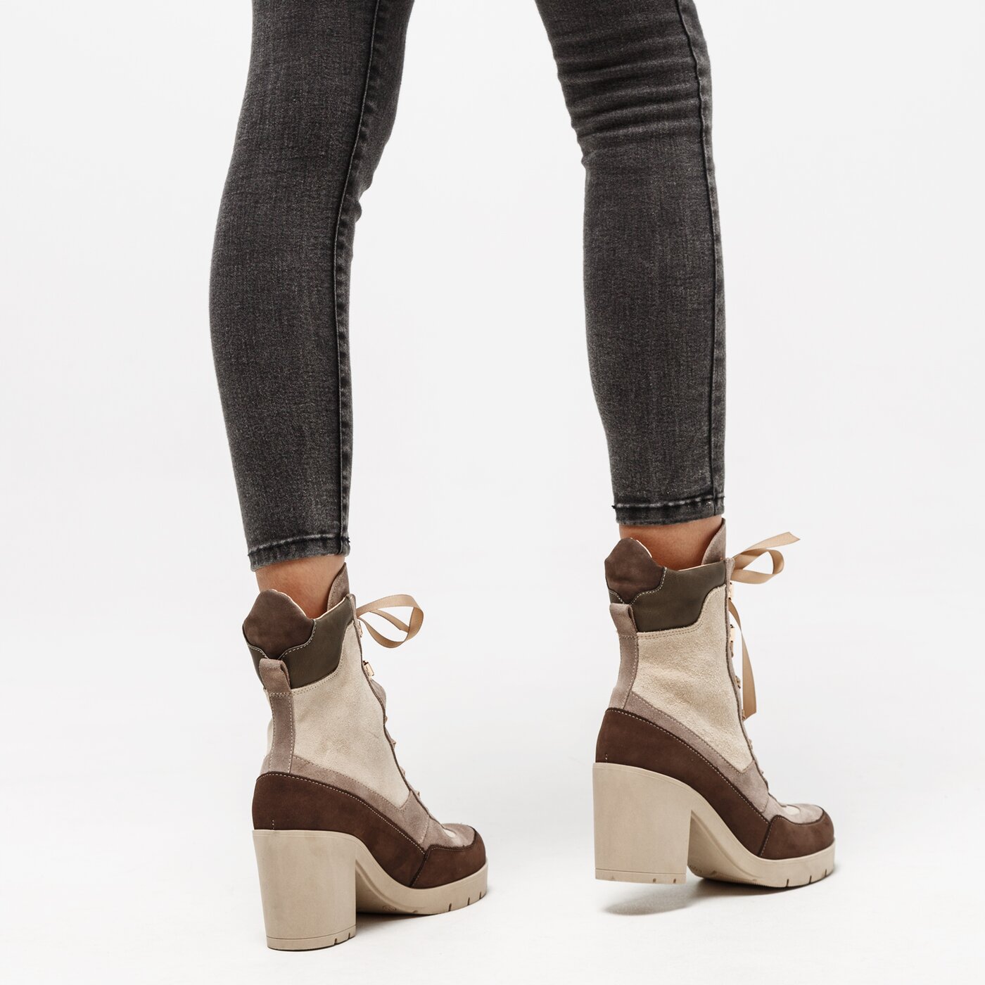 Damskie botki / sztyblety SYMBIOSIS COMBAT STYLE  sywc219016 kolor brązowy