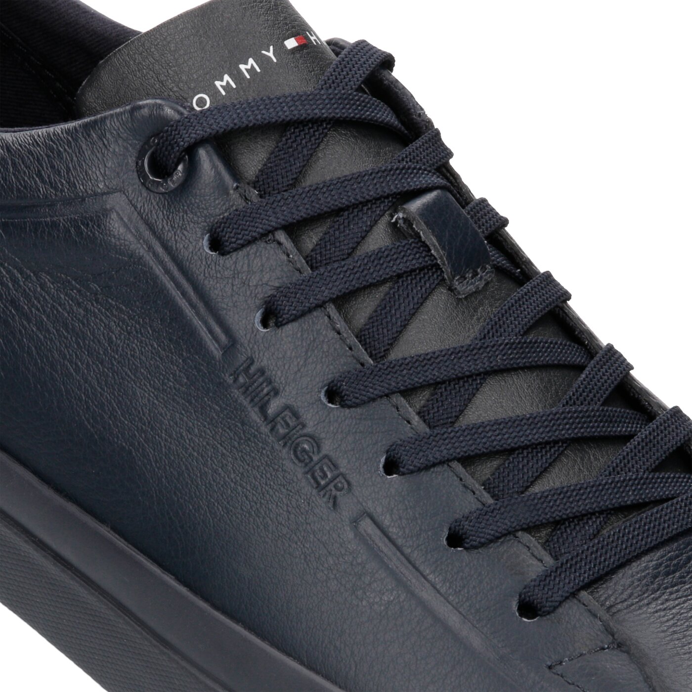 Męskie trampki TOMMY HILFIGER DINO 6A fm0fm02089403 kolor granatowy