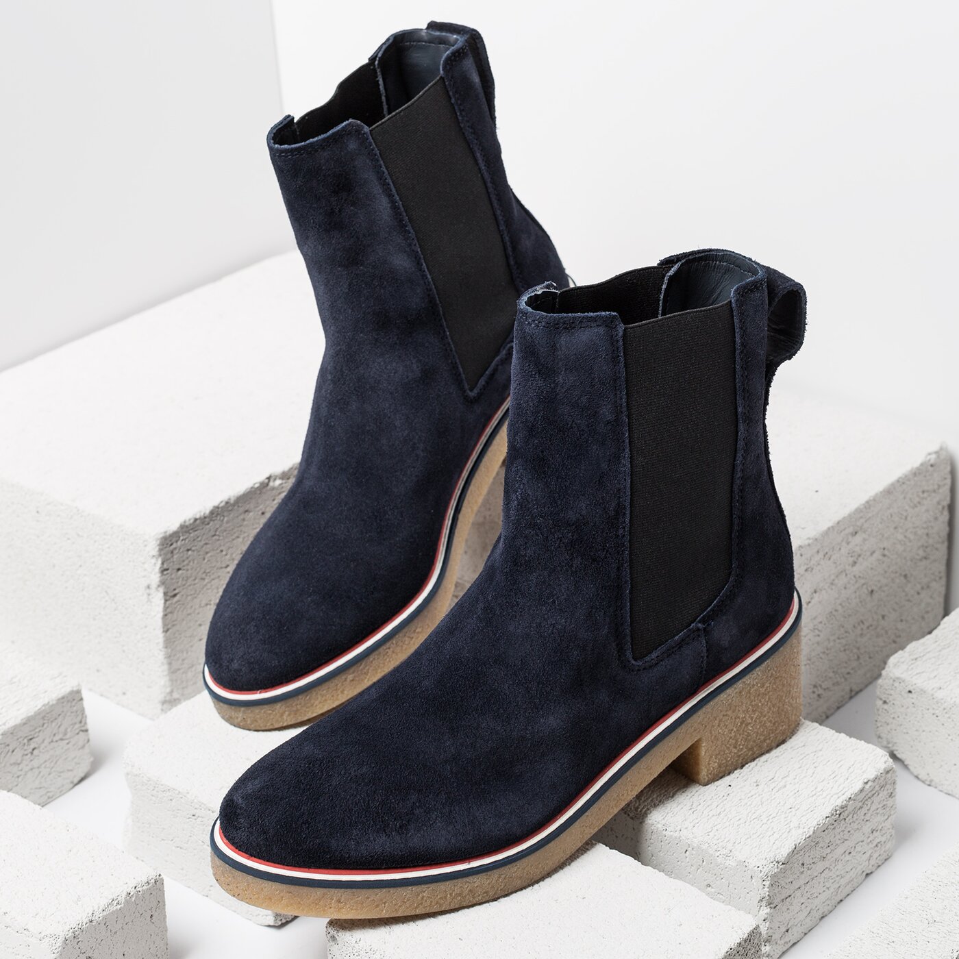 Damskie botki / sztyblety TOMMY HILFIGER MIA 3B fw0fw01830403 kolor granatowy