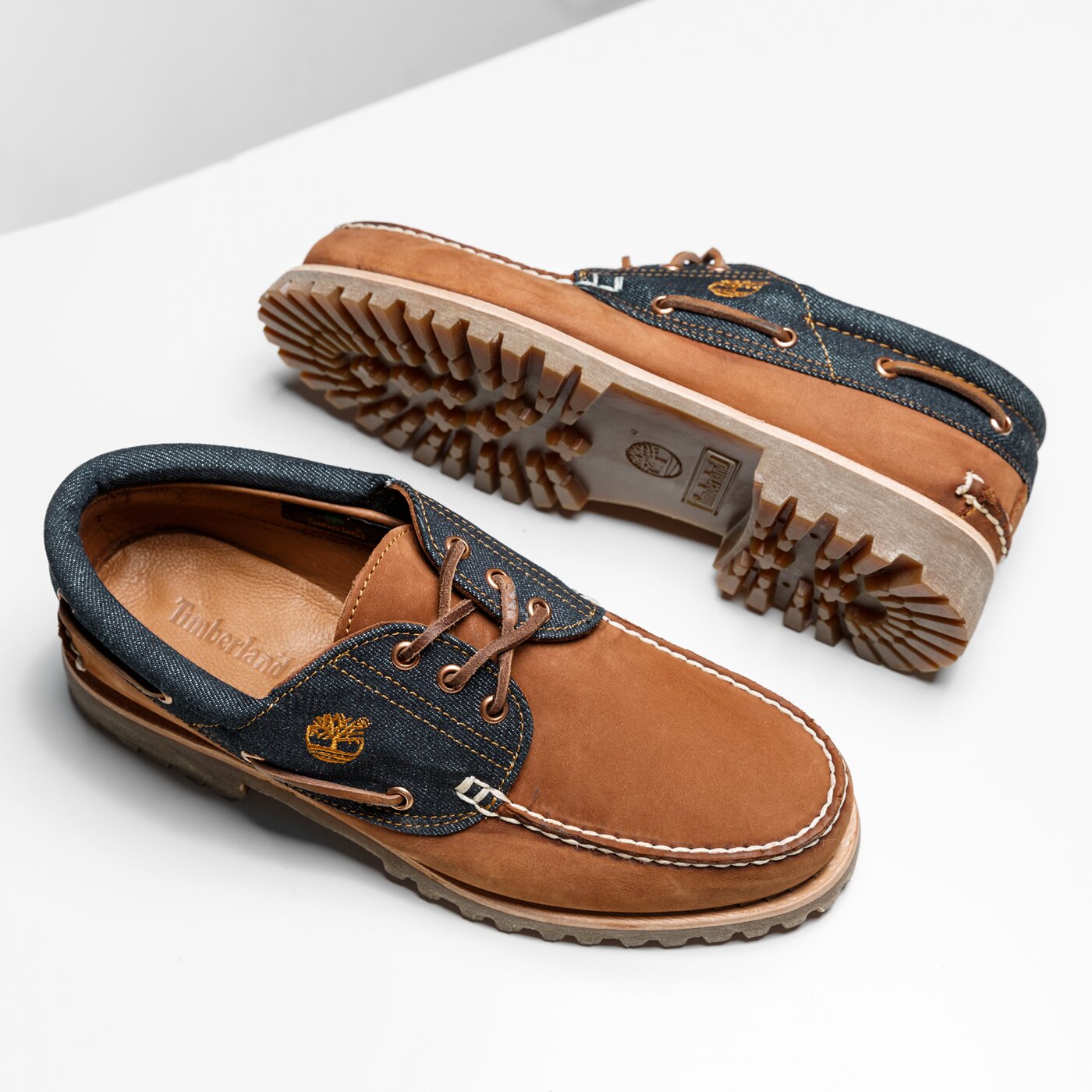 Męskie mokasyny TIMBERLAND AUTHENTICS 3 EYE F/ L LUG a1fjq kolor brązowy