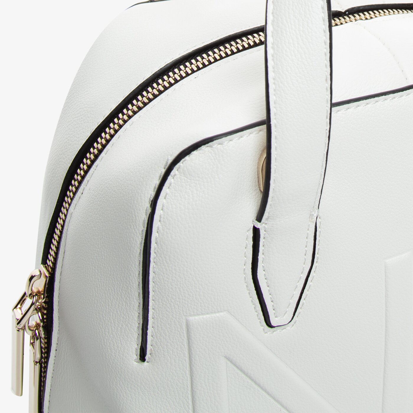 Damska torebka CALVIN KLEIN TOREBKA SHAPED SML DUFFLE k60k606032yad kolor biały