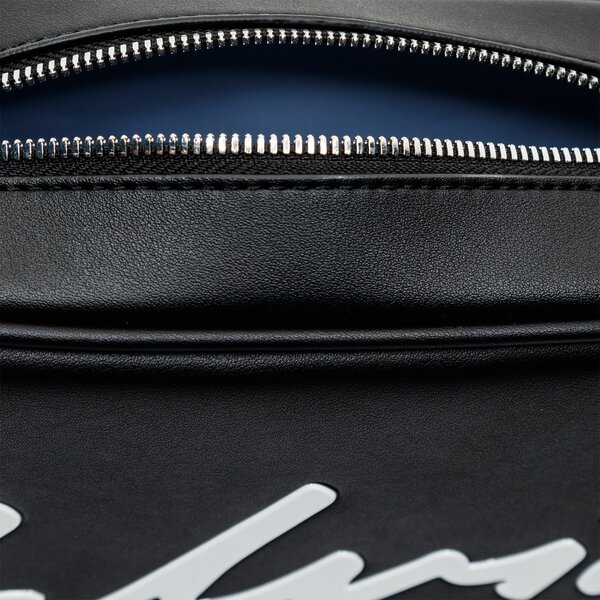 Damska torebka CALVIN KLEIN TOREBKA SCULPTED LARGE CAMERA BAG k60k606573bds kolor czarny