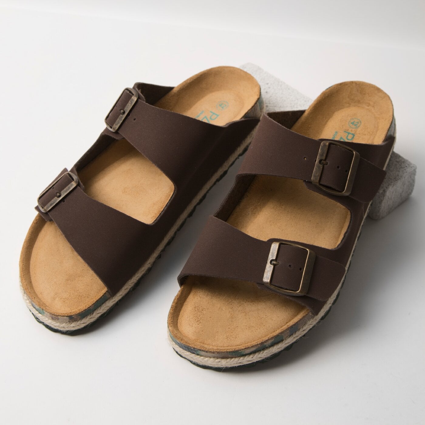 Męskie klapki PAEZ BIO MADE IN SPAIN BROWN 1832751h43-210 kolor brązowy