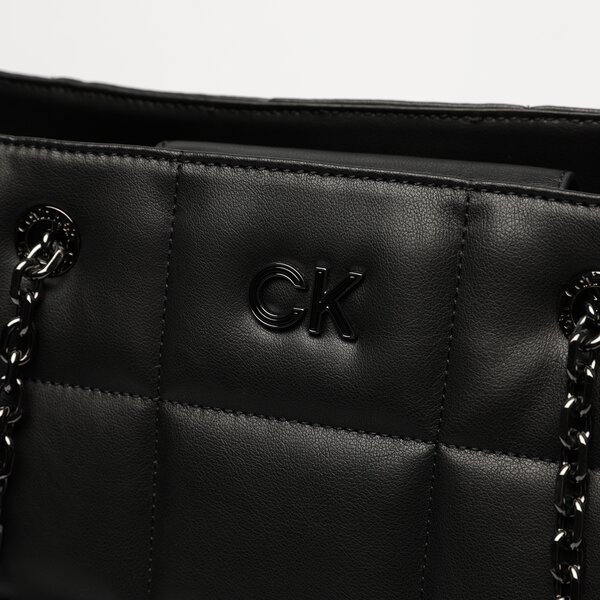 Damska torebka CALVIN KLEIN TOREBKA RE-LOCK QUILT TOTE LG k60k610457bax kolor czarny