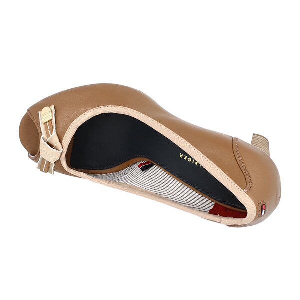 Damskie szpilki / czółenka TOMMY HILFIGER CHARLOTTE 4 B  fw56815256606 kolor brązowy