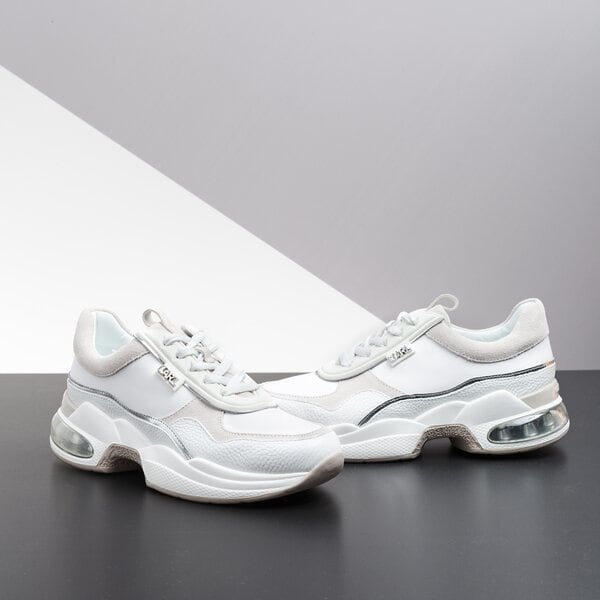 Damskie sneakersy (buty) KARL LAGERFELD VENTURA LAZARE LTHR kl61720011 kolor biały