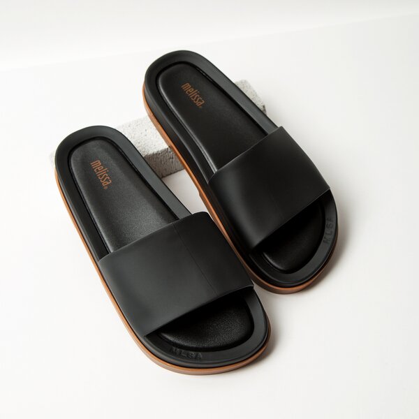 Damskie klapki MELISSA BEACH SLIDE PLATFORM 3235051620 kolor czarny