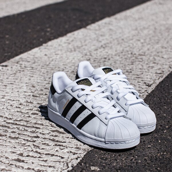 Damskie sneakersy (buty) ADIDAS SUPERSTAR  c77124 kolor biały