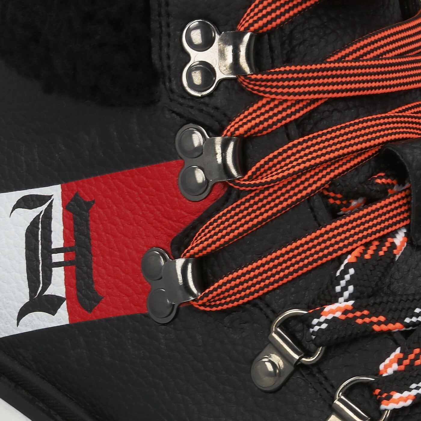 Męskie buty outdoor (trekkingowe) TOMMY HILFIGER LH CHUNKY BOOT 2A LH SHEARLING CHUNKY BOOT fm0fm03218bds kolor czarny