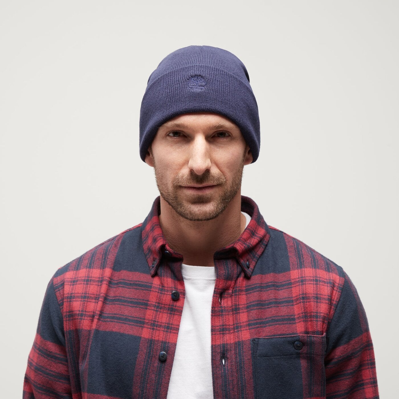 Damska czapka zimowa TIMBERLAND CZAPKA CUFF BEANIE W/ EMBROIDERED LOGO tb0a61cj4511 kolor czarny