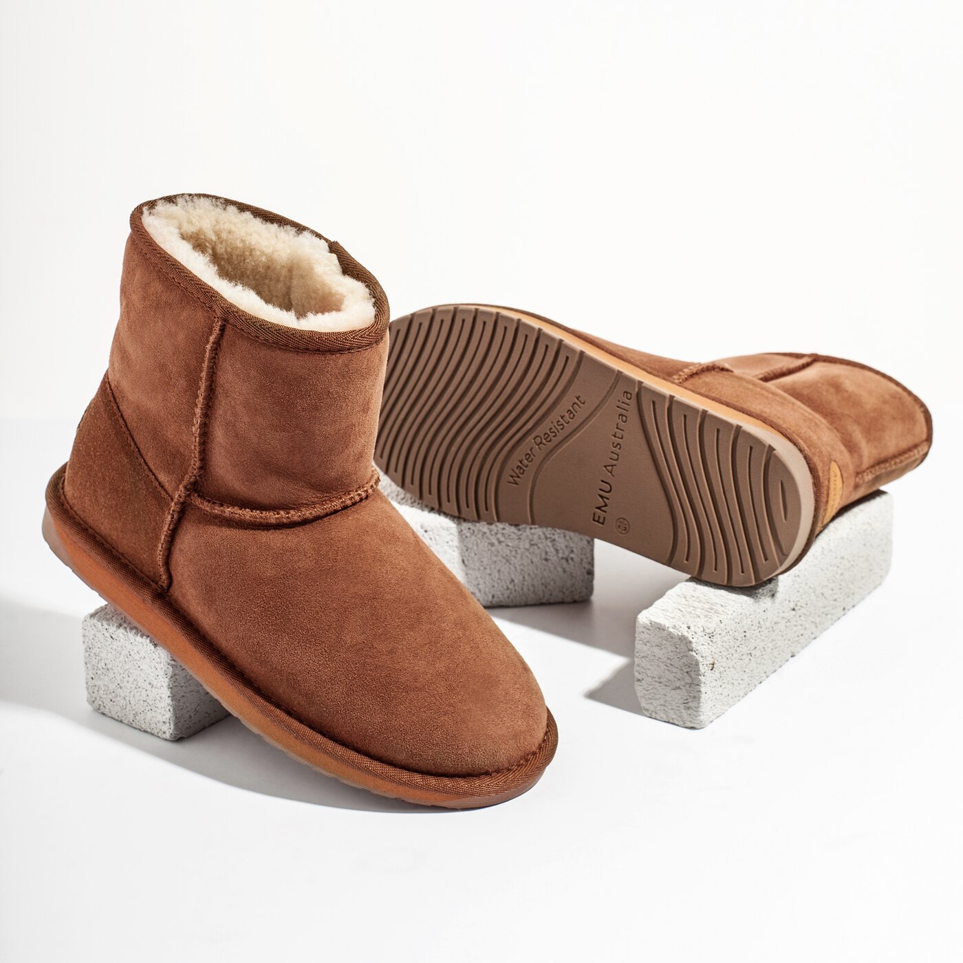 Damskie śniegowce EMU AUSTRALIA STINGER MINI  w10003chestnut kolor brązowy