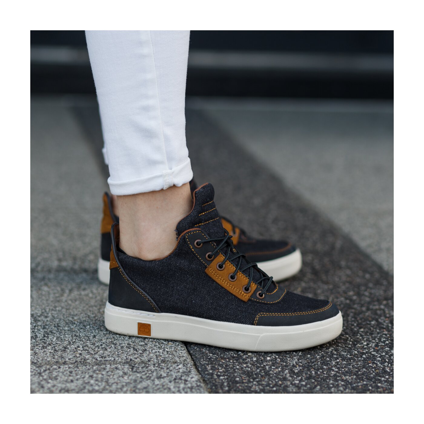 Damskie trampki TIMBERLAND AMHERST CANVAS CHUK KA a1fnj kolor granatowy