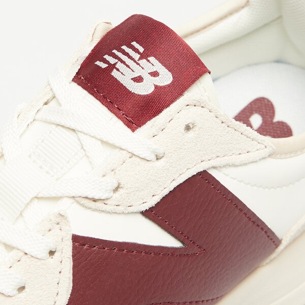Damskie sneakersy (buty) NEW BALANCE 327  ws327ka kolor beżowy