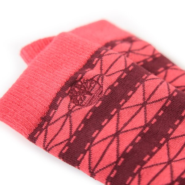 Damskie skarpetki TIMBERLAND SKARPETY SEASONAL CREW j0212211 kolor bordowy