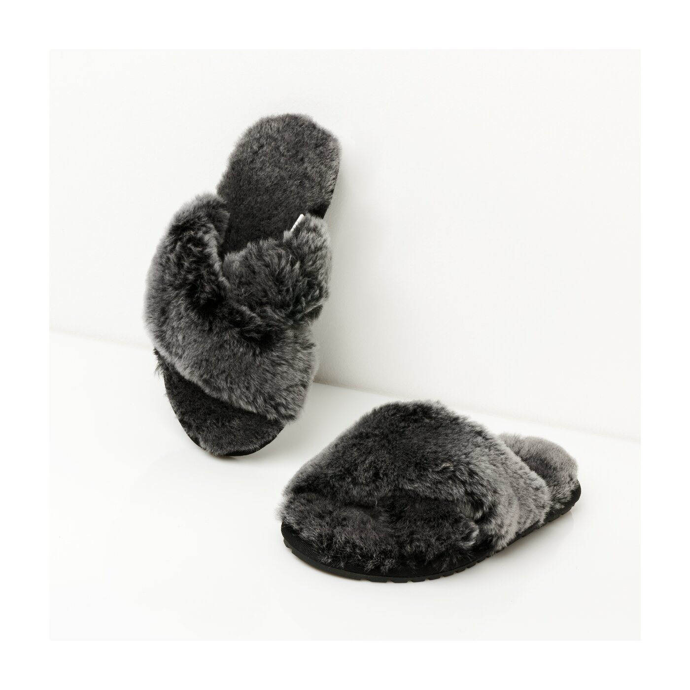 Damskie klapki EMU AUSTRALIA MAYBERRY w12013black kolor czarny