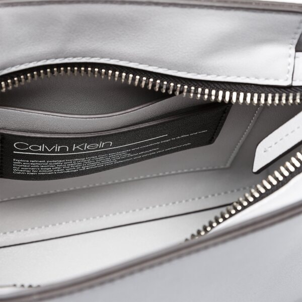 Damska torebka CALVIN KLEIN TOREBKA EXTENDED CROSSBODY k60k605343457 kolor szary