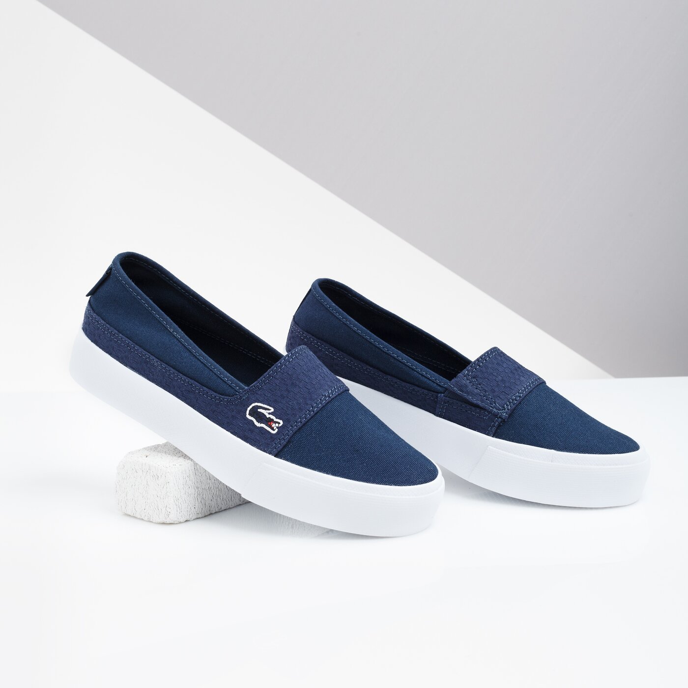 Damskie trampki LACOSTE MARICE PLUS GRAND 119 2 CFA 737cfa0033092 kolor granatowy