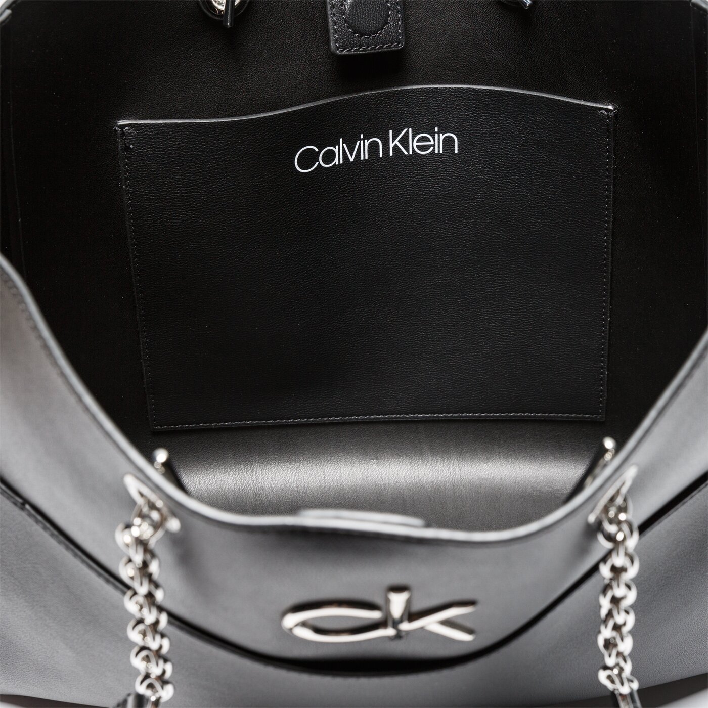 Damska torebka CALVIN KLEIN TOREBKA RE-LOCK SHOPPER k60k606676bax kolor czarny