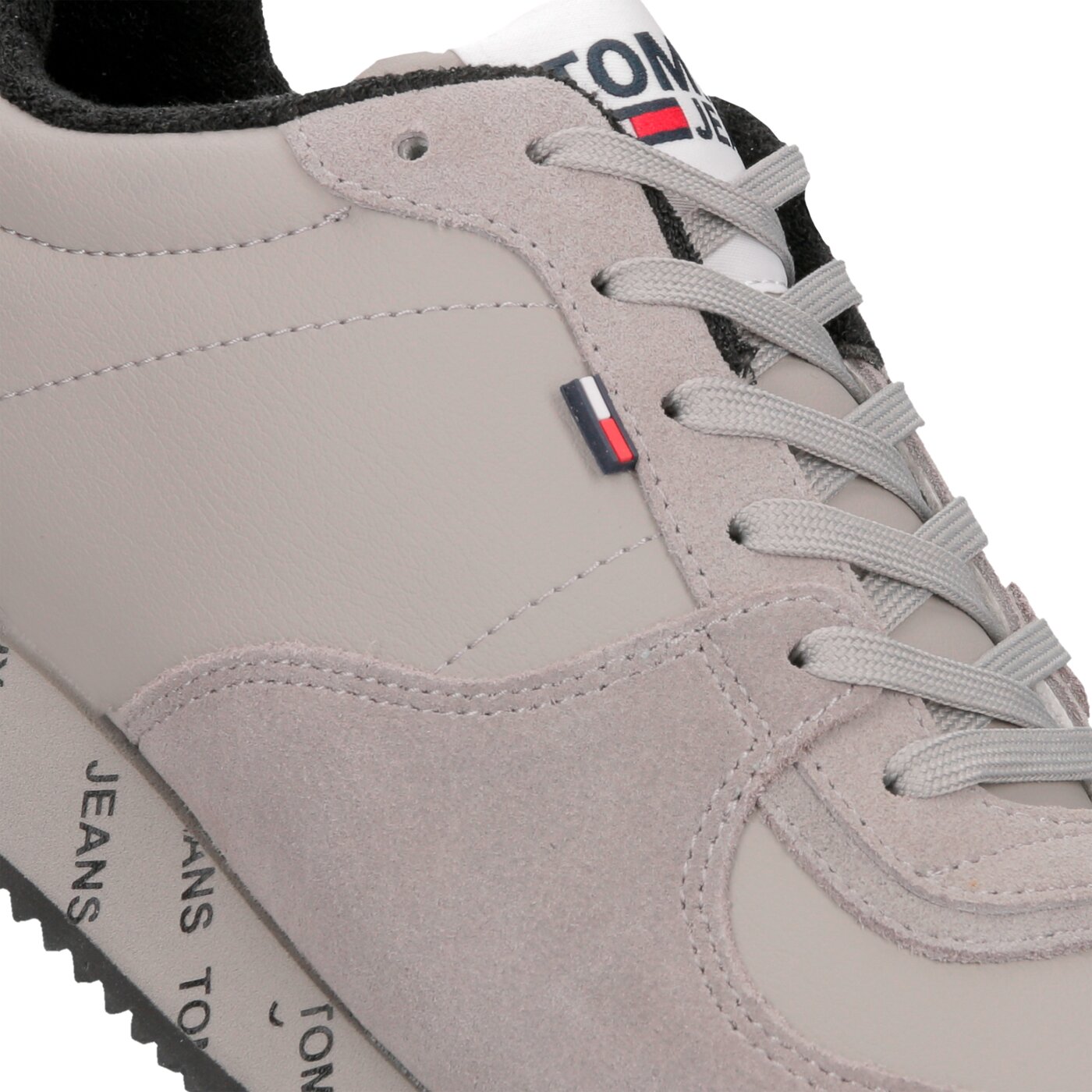 Męskie sneakersy (buty) TOMMY HILFIGER STEVIE 3C1 em0em00189031 kolor szary