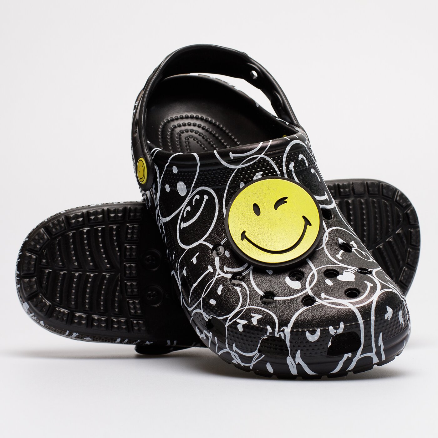 Damskie klapki CROCS SMILEY 207971-0c4 kolor multicolor
