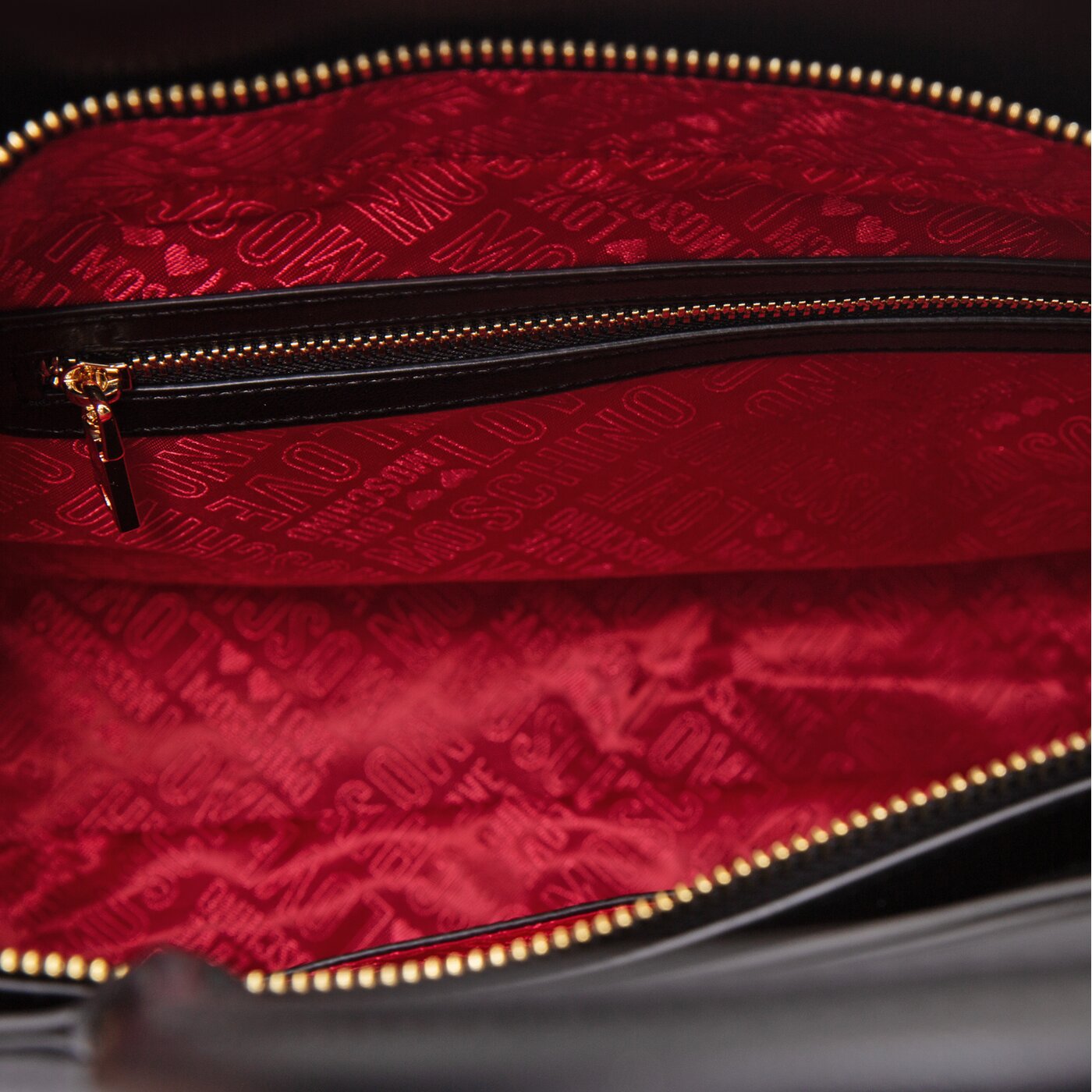 Damska torebka LOVE MOSCHINO TOREBKA LOVE AND MORE jc4271pp0akn0000 kolor czarny