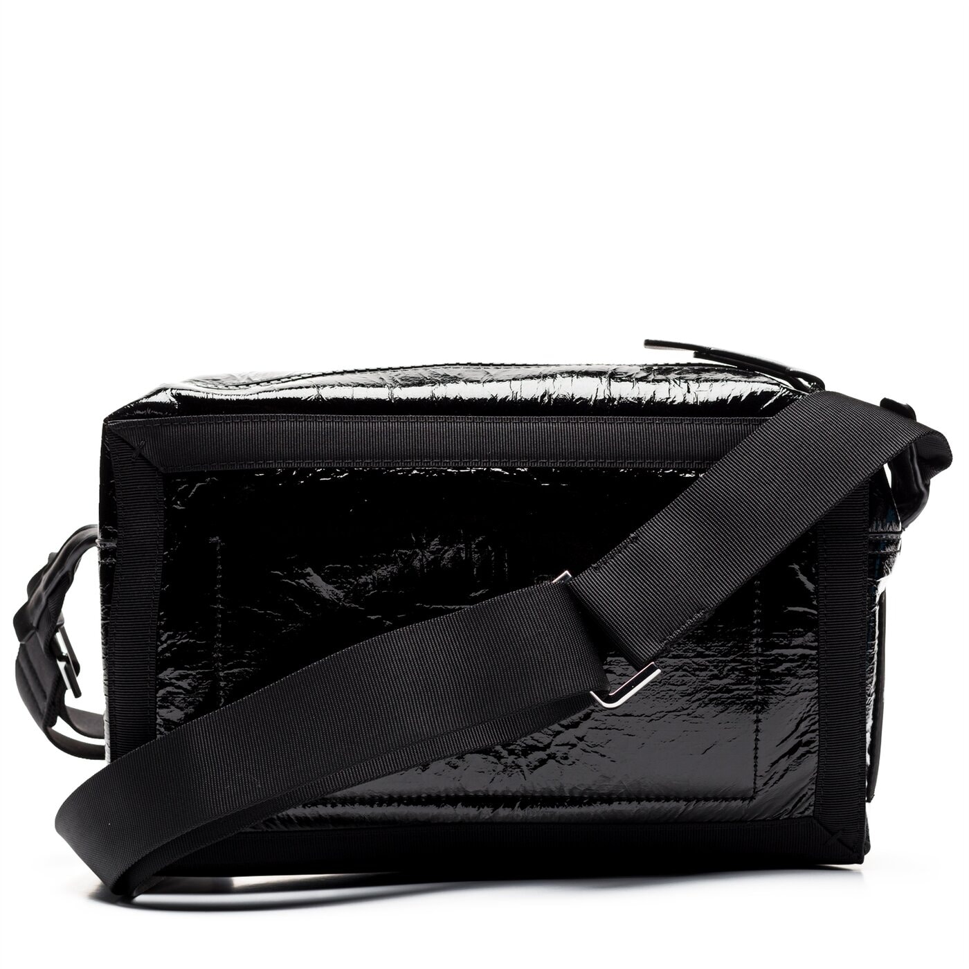 Damska torebka CALVIN KLEIN TOREBKA OUTLINE MEDIUM CROSSBODY k60k604820001 kolor czarny