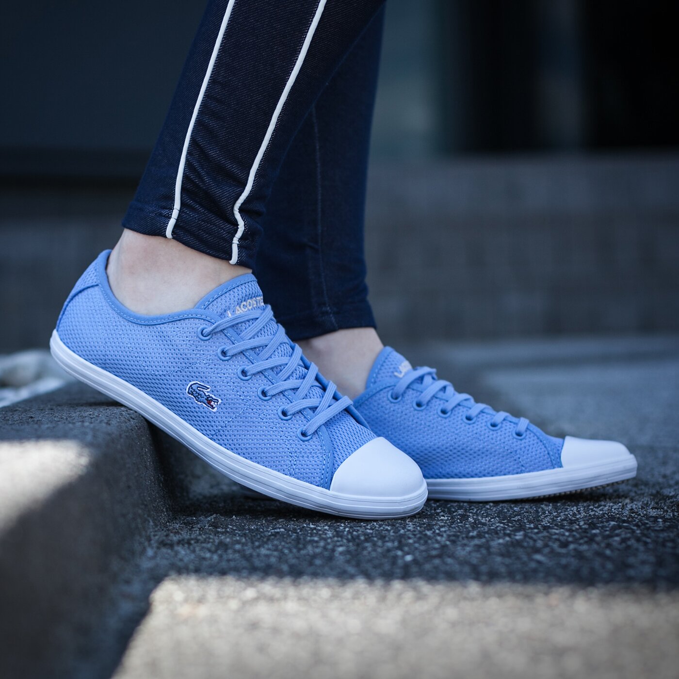 Damskie trampki LACOSTE ZIANE SNEAKER 216 1 731spw0056125 kolor niebieski