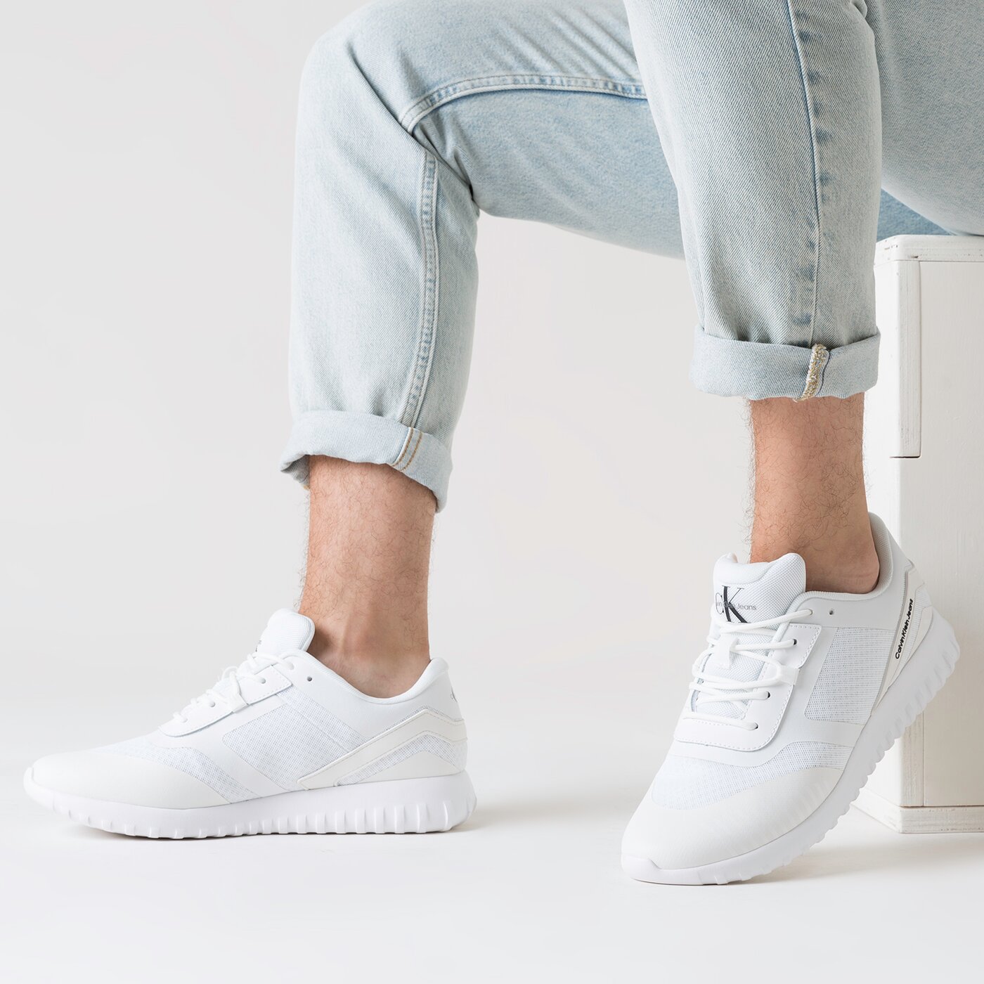 Męskie sneakersy (buty) CALVIN KLEIN RON 5D SPORTY EVA RUNNER 3 ym0ym00340yaf kolor biały