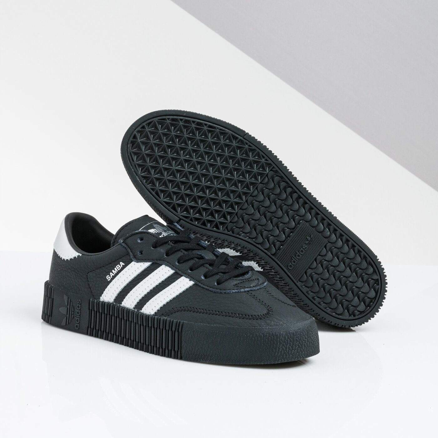 Damskie sneakersy (buty) ADIDAS SAMBAROSE W ee4682 kolor czarny