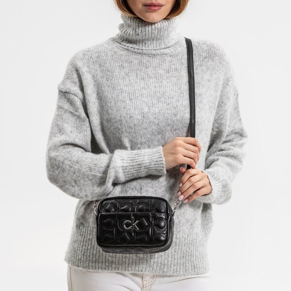 Damska torebka CALVIN KLEIN TOREBKA RE-LOCK CAMERA BAG k60k608589bax kolor czarny