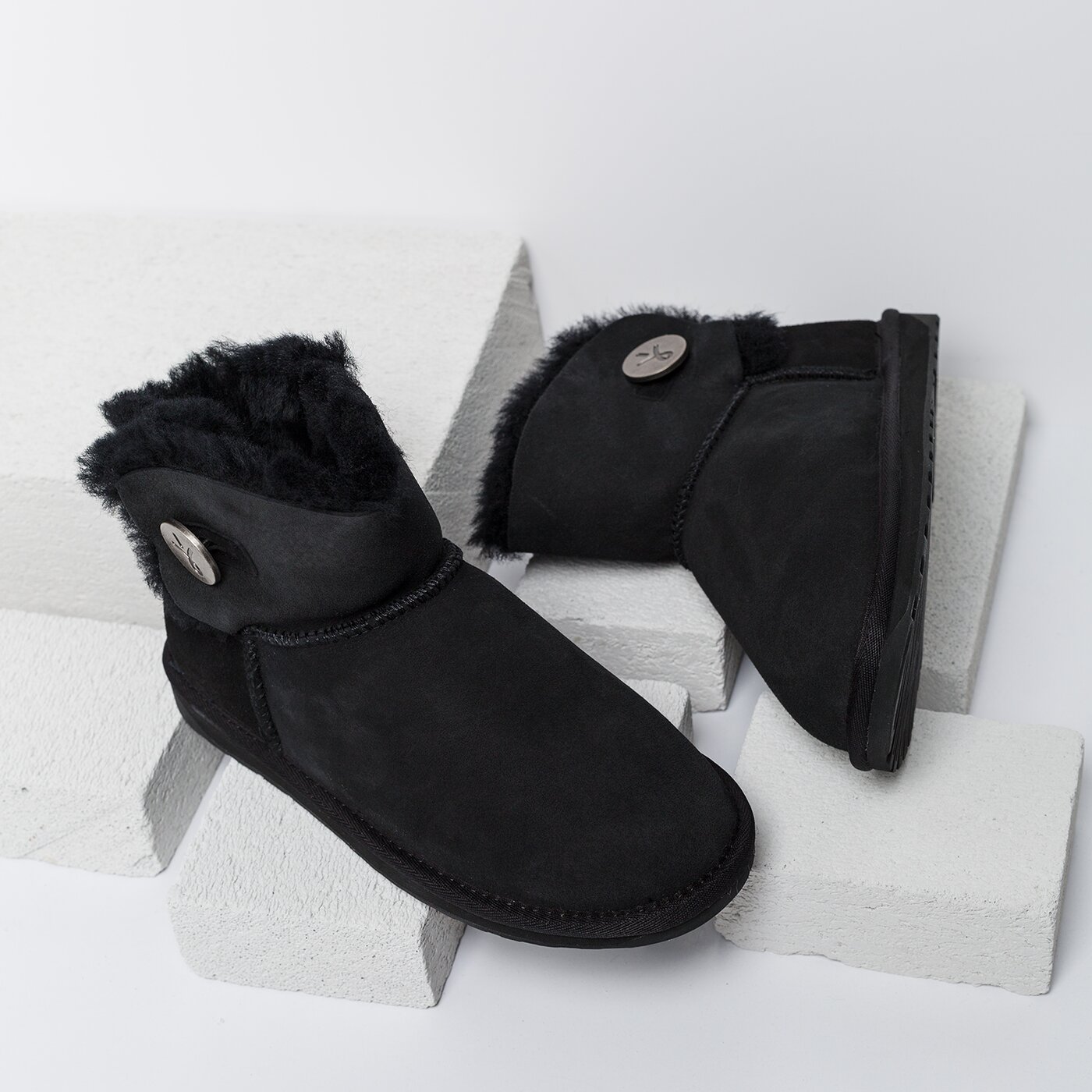 Damskie botki / sztyblety EMU DENMAN MINI w11255black kolor czarny