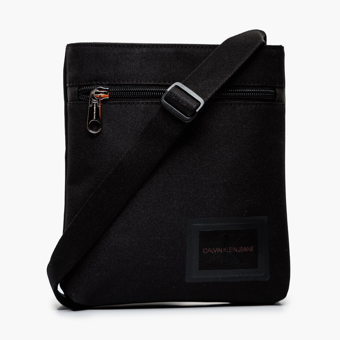 CALVIN KLEIN TORBA SPORT ESSENTIALS MICROFLATPK k50k505565bds kolor czarny