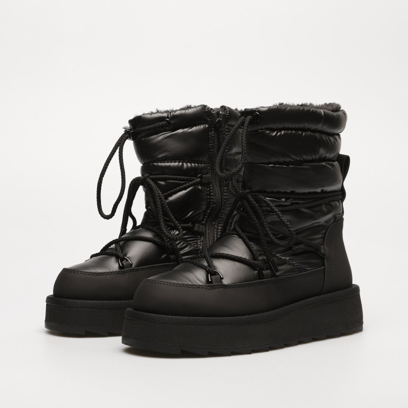 Damskie śniegowce TAMARIS ESSENTIALS 1-26836-41 007 kolor czarny