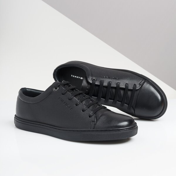Męskie trampki TOMMY HILFIGER CHARLTON 3A1 fm0fm02190990 kolor czarny