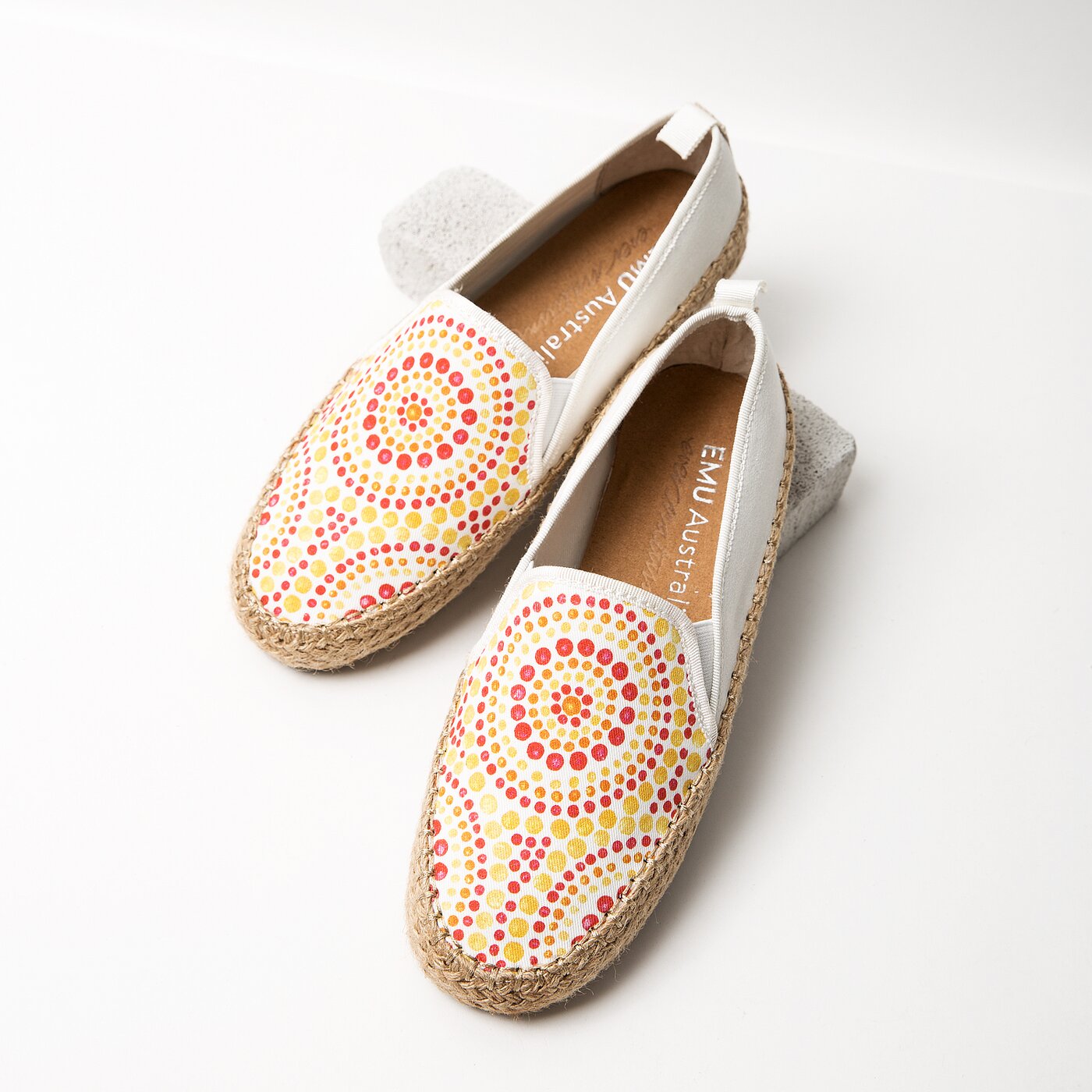 Damskie espadryle EMU GUM INDIGENOUS COCONUT w11774coconut kolor biały