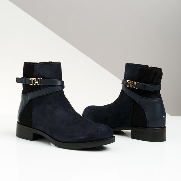 Damskie botki / sztyblety TOMMY HILFIGER TH HARDWARE SUEDE FLAT BOOTIE fw0fw04281403 kolor granatowy