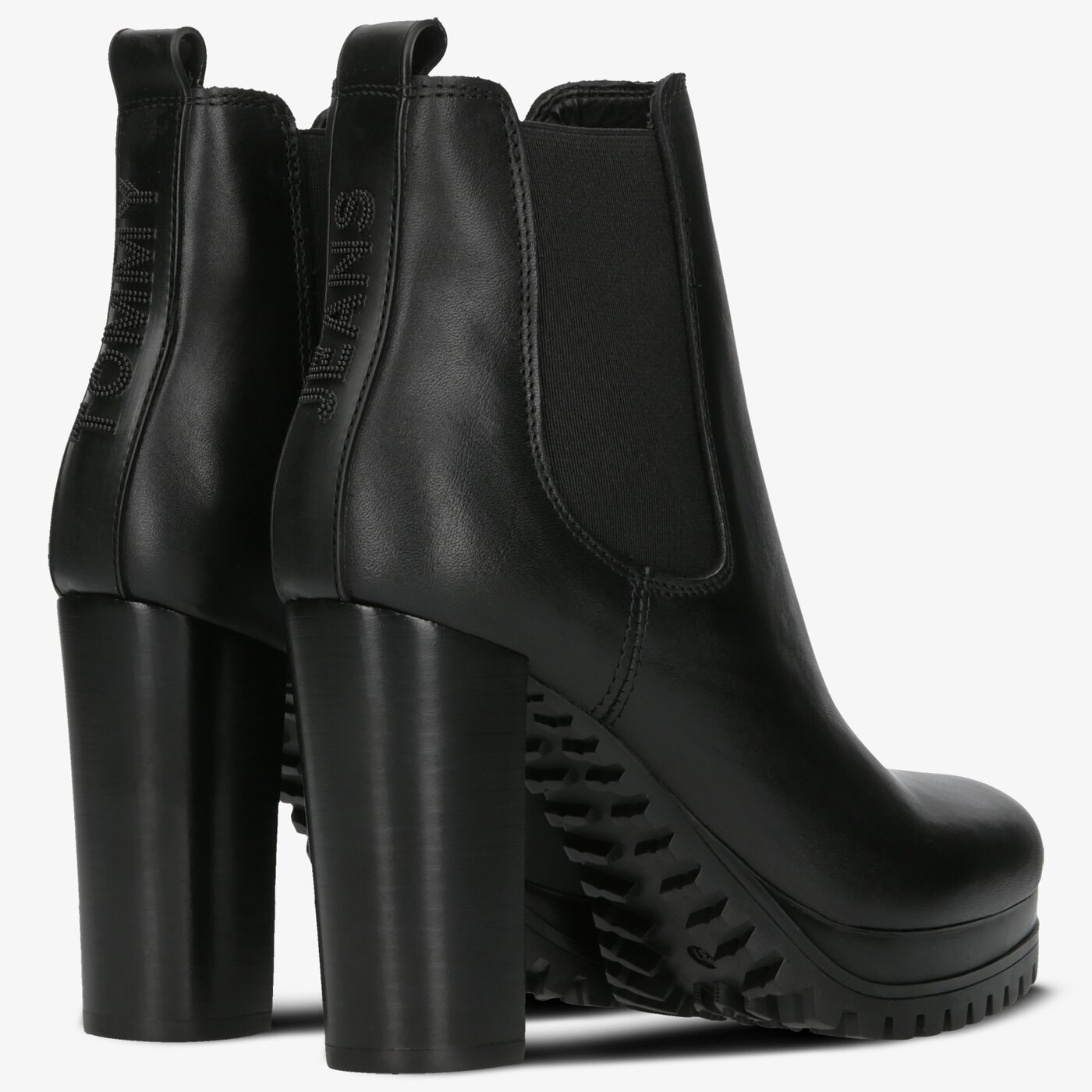 pin logo heeled chelsea boot