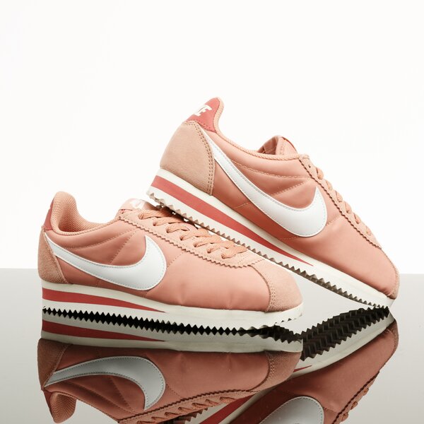 Damskie sneakersy (buty) NIKE WMNS CLASSIC CORTEZ NYLON 749864-611 kolor różowy