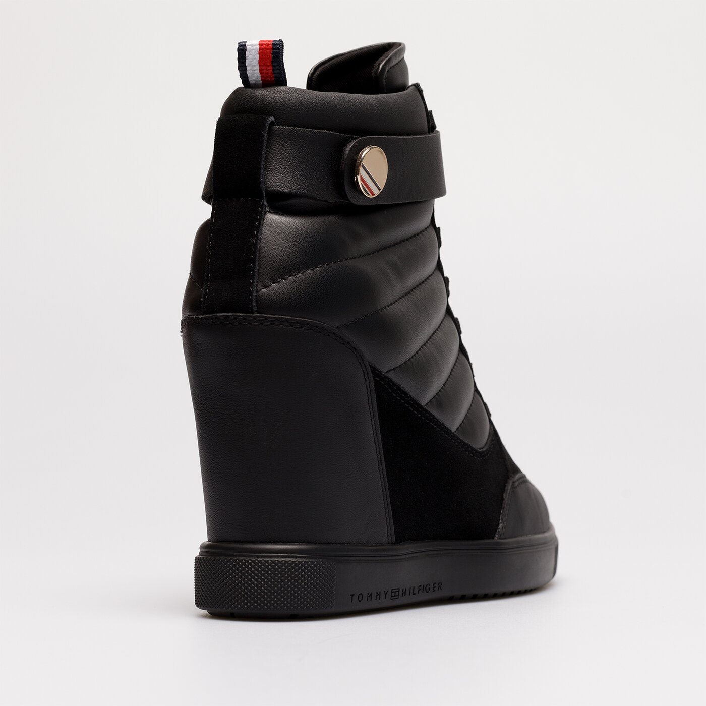 Damskie sneakersy (buty) TOMMY HILFIGER WEDGE SNEAKER BOOT fw0fw06752bds kolor czarny