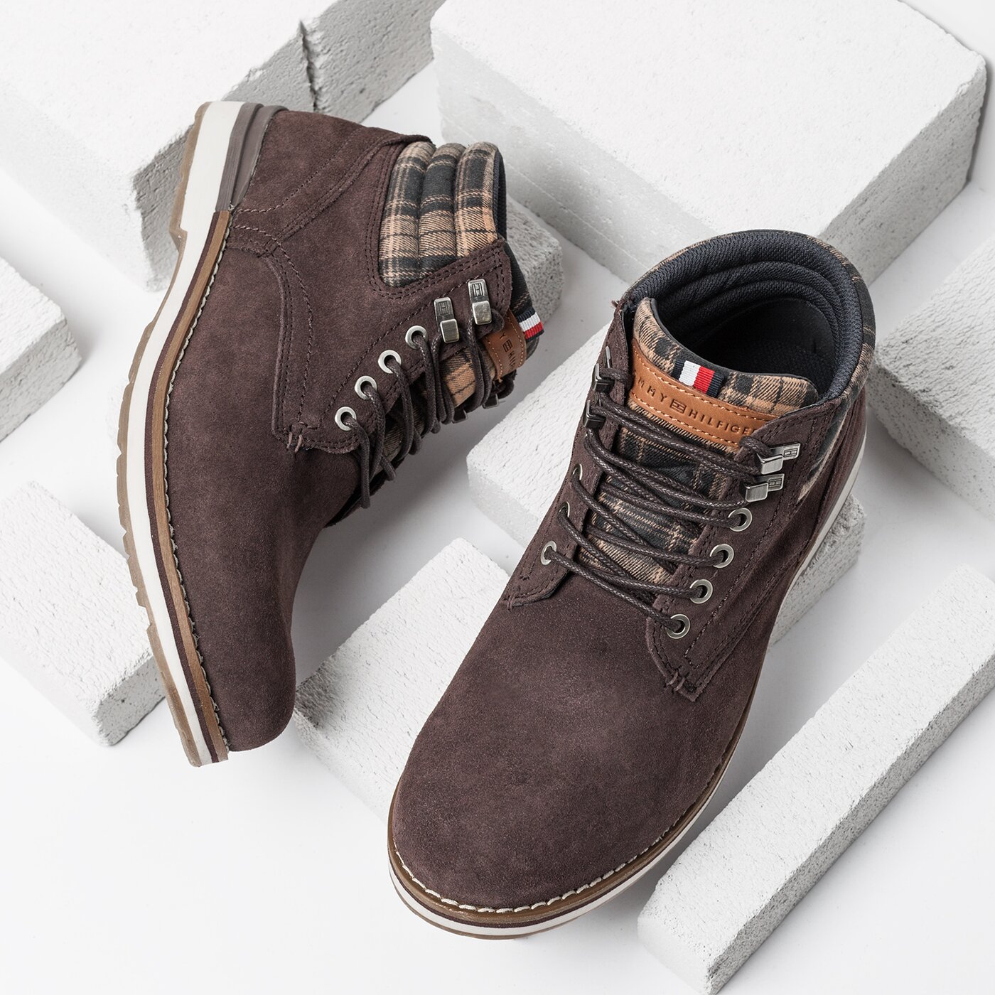 Męskie buty za kostkę TOMMY HILFIGER ROVER 2B1 fm0fm00741212 kolor brązowy