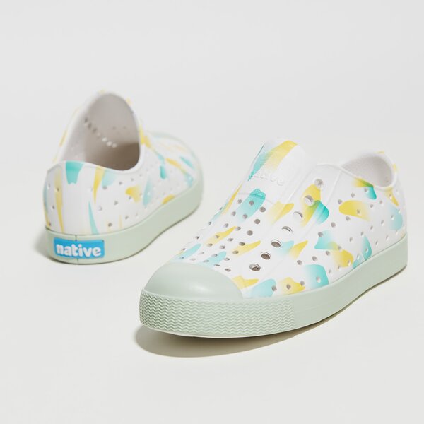 Dziecięce trampki NATIVE JEFFERSON PRINT YOUTH 15100101-8962 kolor biały