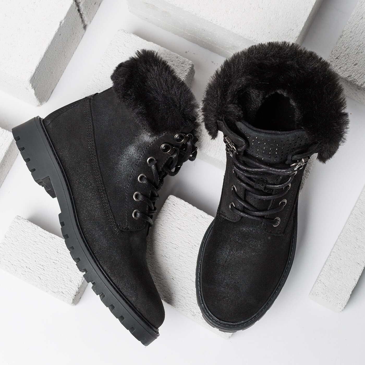Damskie trapery GUESS TAMARA fltmr4sue10black kolor czarny