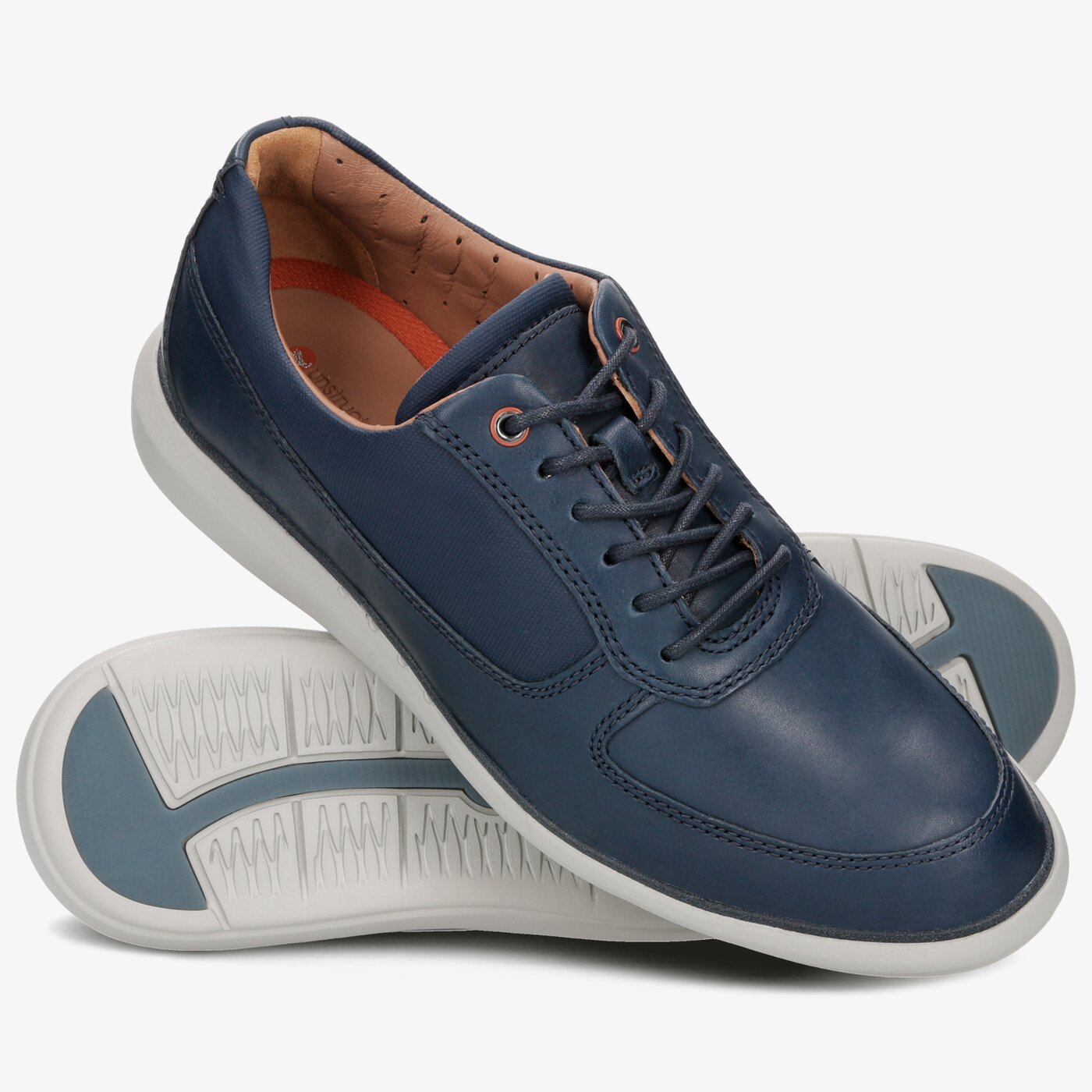 Męskie półbuty CLARKS UN VOYAGE LACE 26136812 kolor granatowy