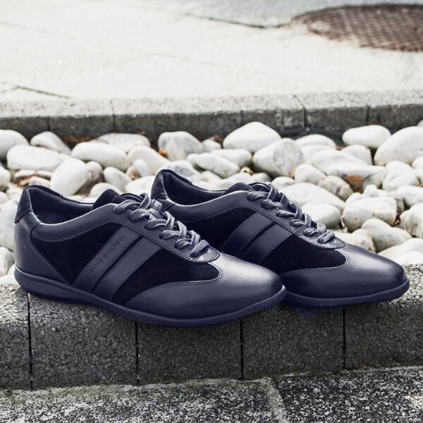 Męskie półbuty TOMMY HILFIGER OLIVER 14C fm56819957403 kolor granatowy