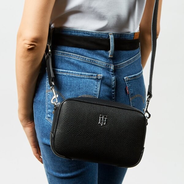 Damska torebka TOMMY HILFIGER TOREBKA TH ESSENCE CROSSOVER aw0aw09689bds kolor czarny